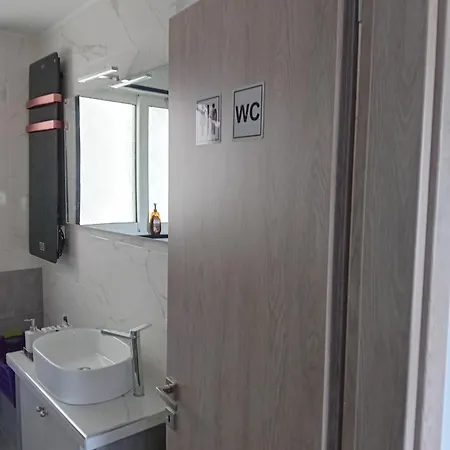 Down Town House With Uni Sence! Apartment Athens